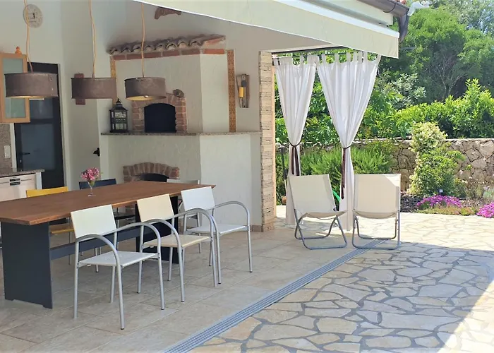 Villa Sloboda Apartments شقة