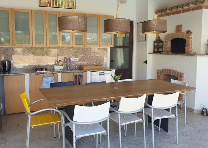 Villa Sloboda Apartments Pinezići
