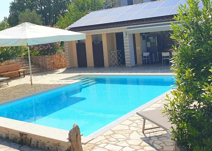 Villa Sloboda Apartments *