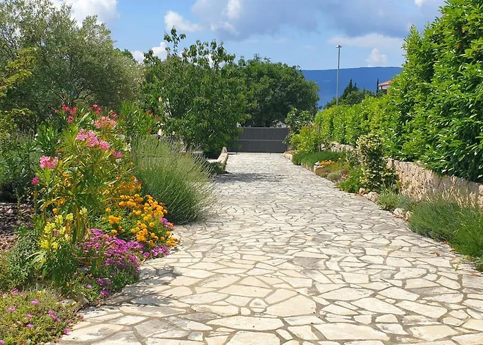Villa Sloboda Apartments شقة Pinezići