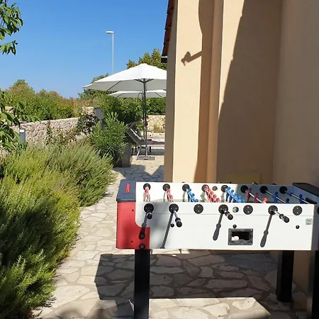 Sloboda Apartament Pinezići